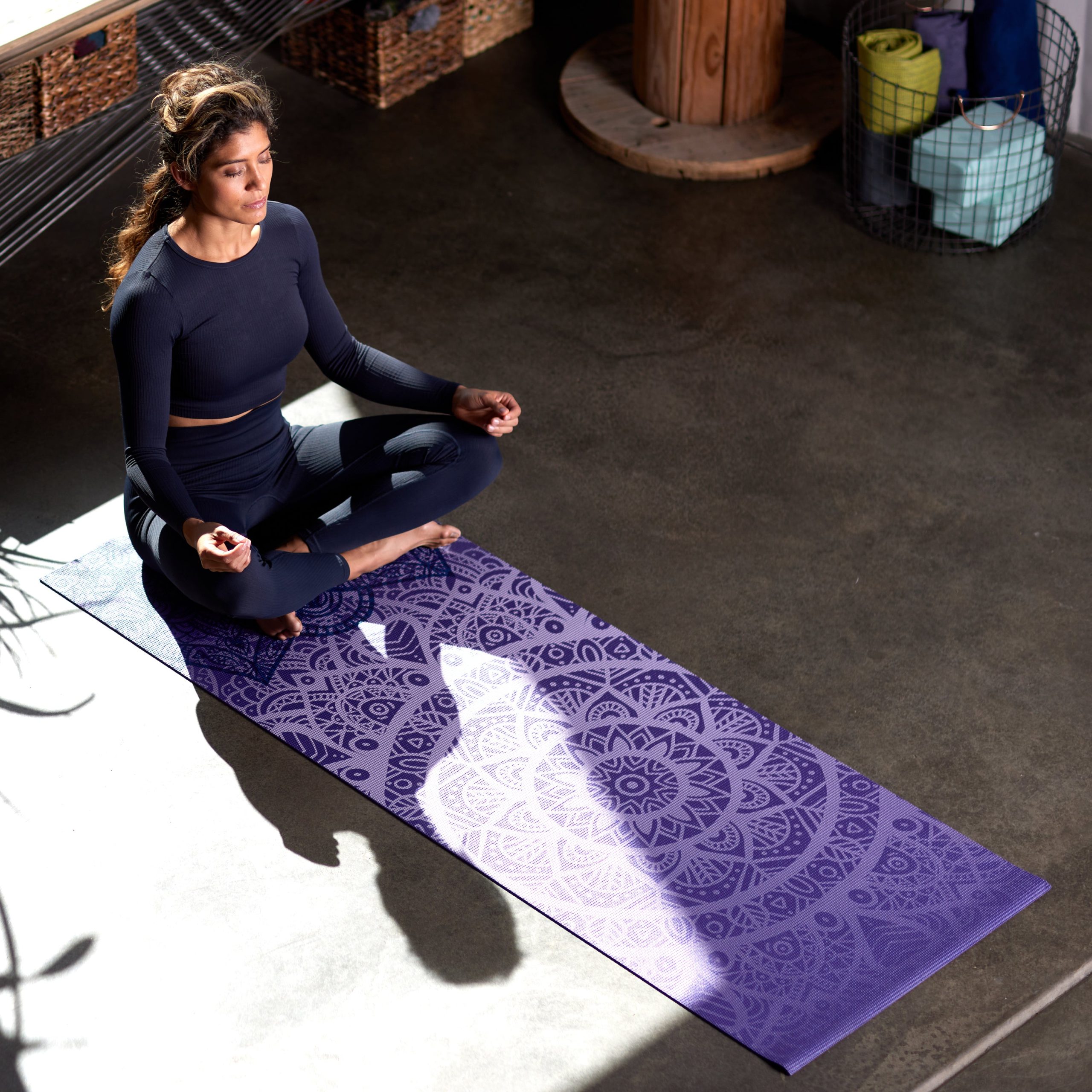 Classic Yoga Mat (4mm) - Purple Lattice - Image 5